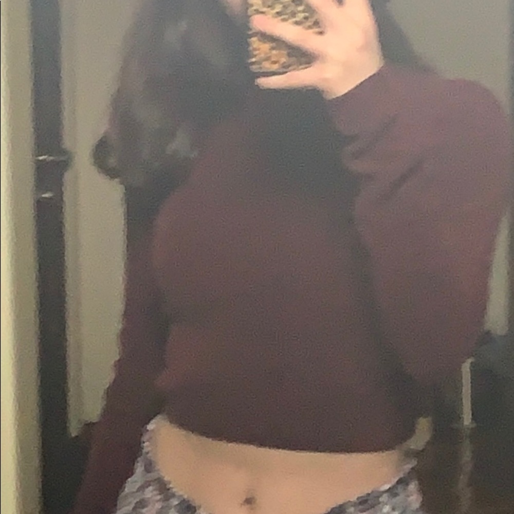 long sleeve maroon top from forever 21